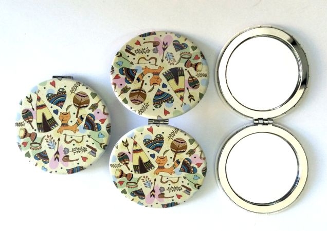 Oglinda de poseta - Cort/Inima/Caine Oglinda de poseta - Cort/Inima/Caine