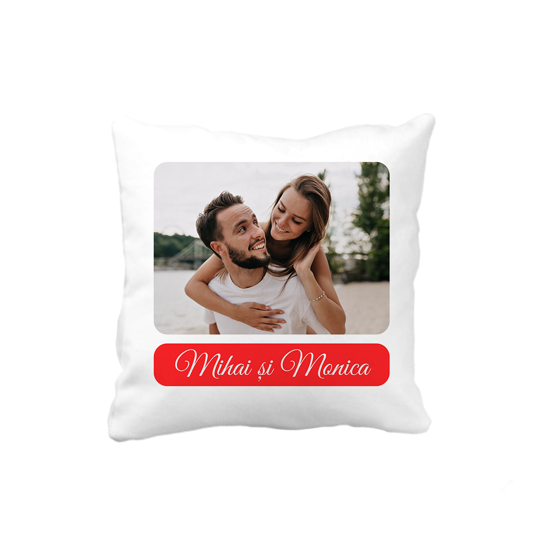 Pernă personalizată cu două nume și poză – Iubit/ă Pernă personalizată cu două nume și poză – Iubit/ă