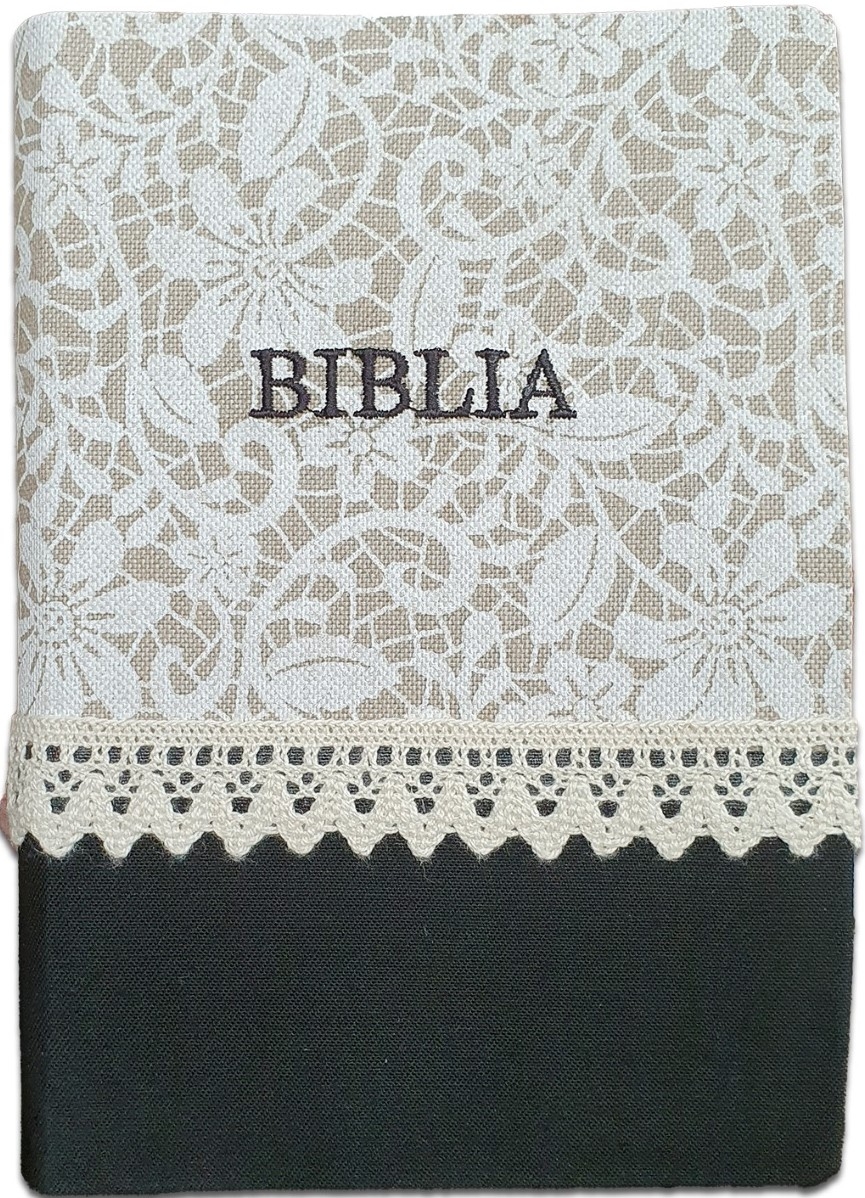 Biblia handmade, marime medie, coperta flexibila textila, Model 44, margini aurii, cuv. lui Isus cu rosu [SB 052 HM]