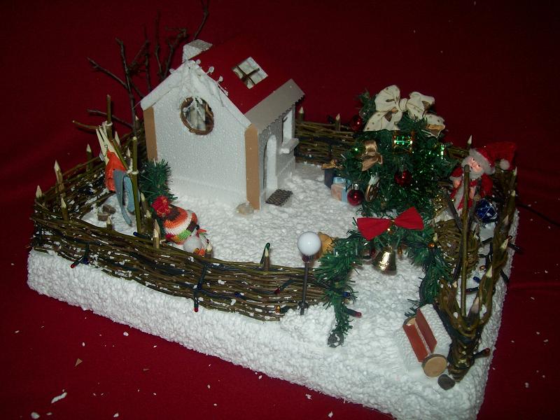 Produs Handmade unic: Casuta copilariei 50 x 35 cm Produs Handmade unic: Casuta copilariei 50 x 35 cm