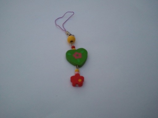 Accesoriu telefon - inima si floricica Accesoriu telefon - inima si floricica