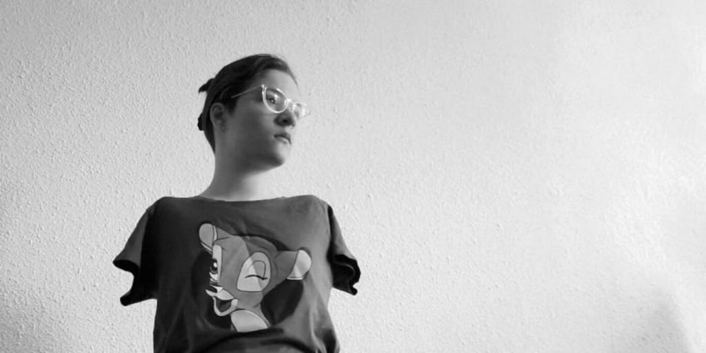 M-am născut fără ambele brațe. Am nevoie de AJUTOR pentru protezare! M-am născut fără ambele brațe. Am nevoie de AJUTOR pentru protezare!