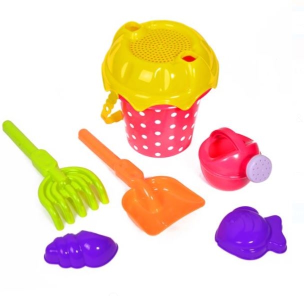 Set jucarii pentru nisip - Galeata, roz cu buline albe + 5 accesorii (16x18cm) Set jucarii pentru nisip - Galeata, roz cu buline albe + 5 accesorii (16x18cm)