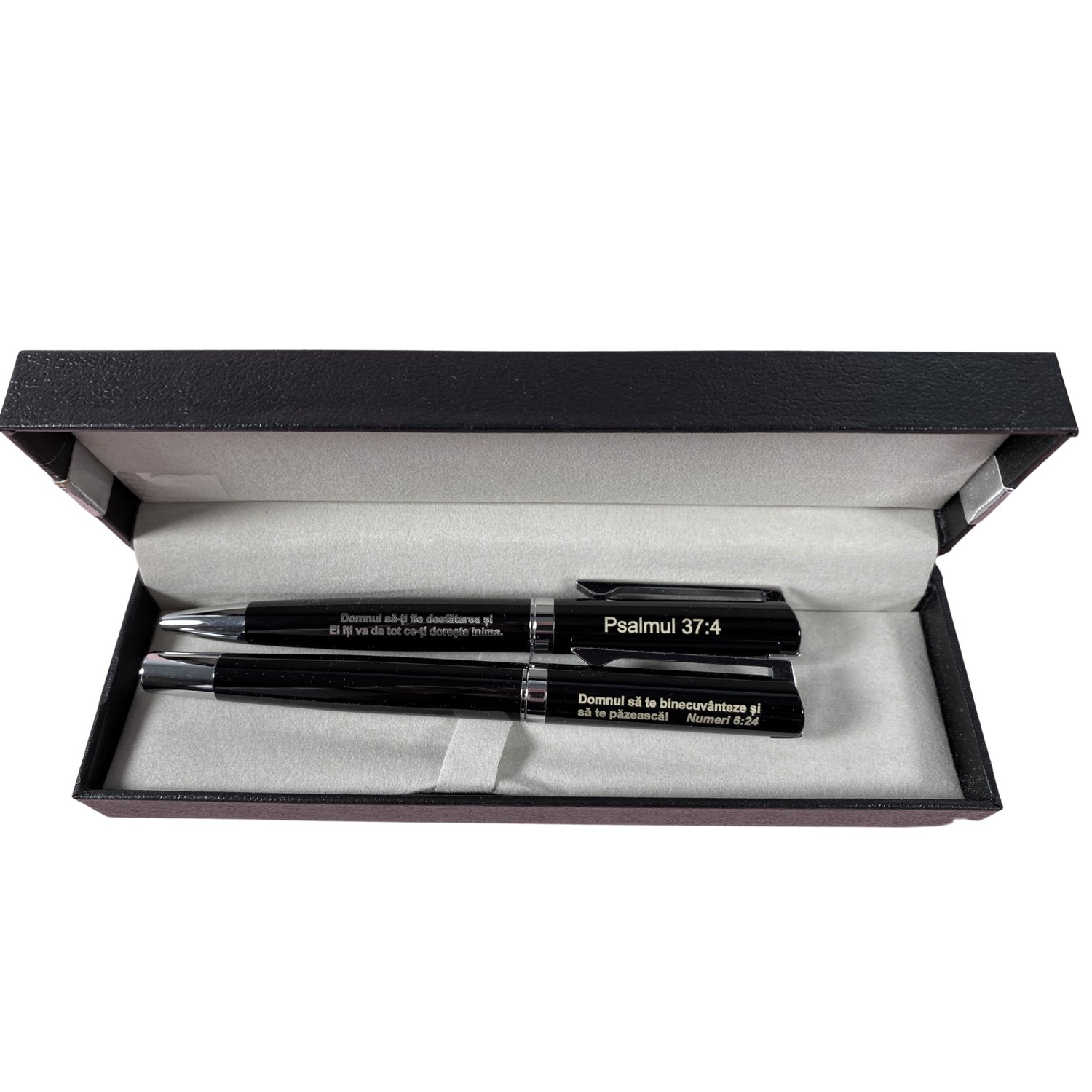 Set pix si roller - Domnul să te binecuvânteze/Domnul să-ți fie desfătarea Set pix si roller - Domnul să te binecuvânteze/Domnul să-ți fie desfătarea