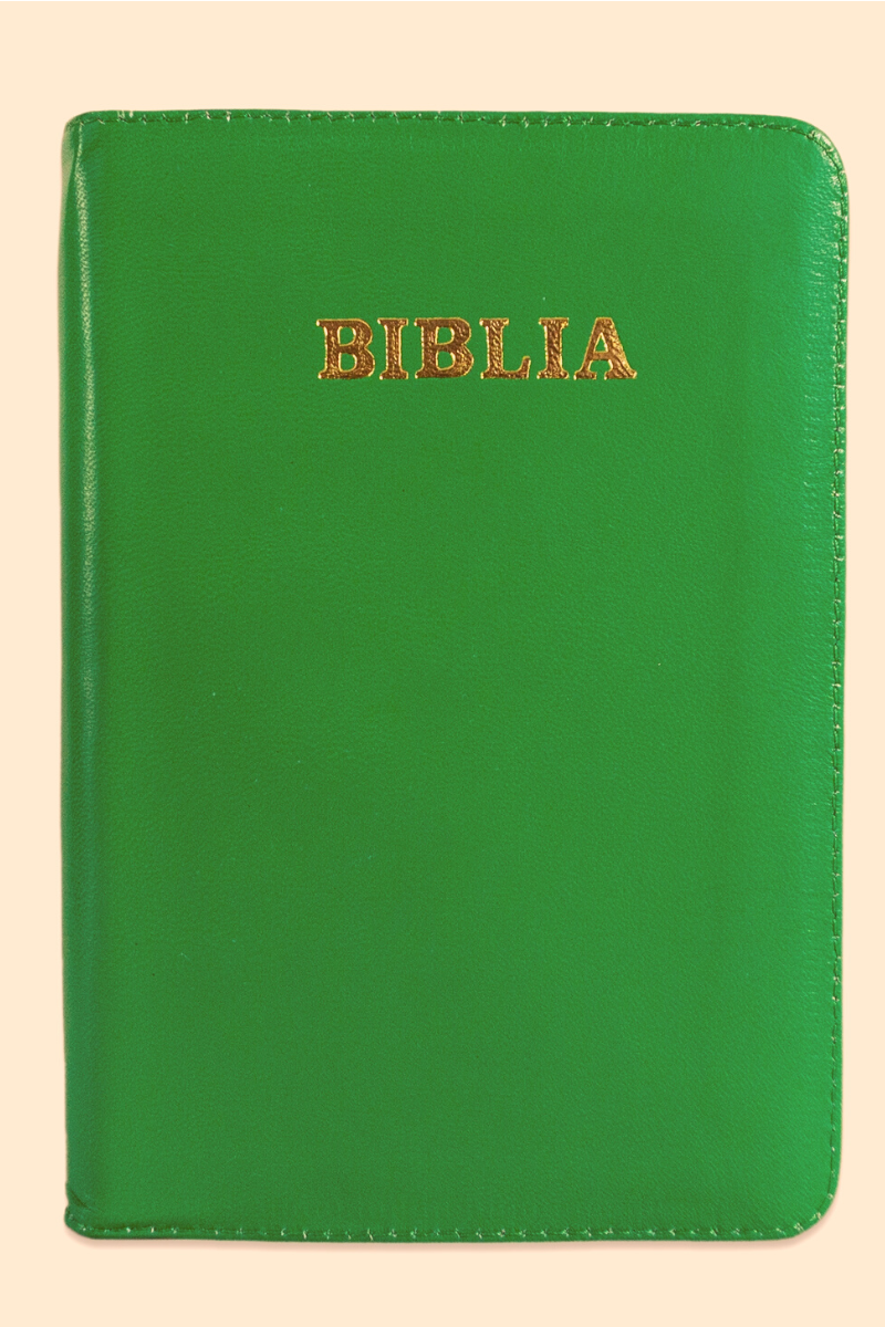 Biblia din piele, marime medie, culoare verde, margini albe, fermoar, cuv. lui Isus cu rosu [053]