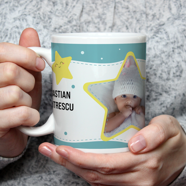 Cană personalizată cu poză, nume și text – Botez/Naștere (Băiat) Cană personalizată cu poză, nume și text – Botez/Naștere (Băiat)