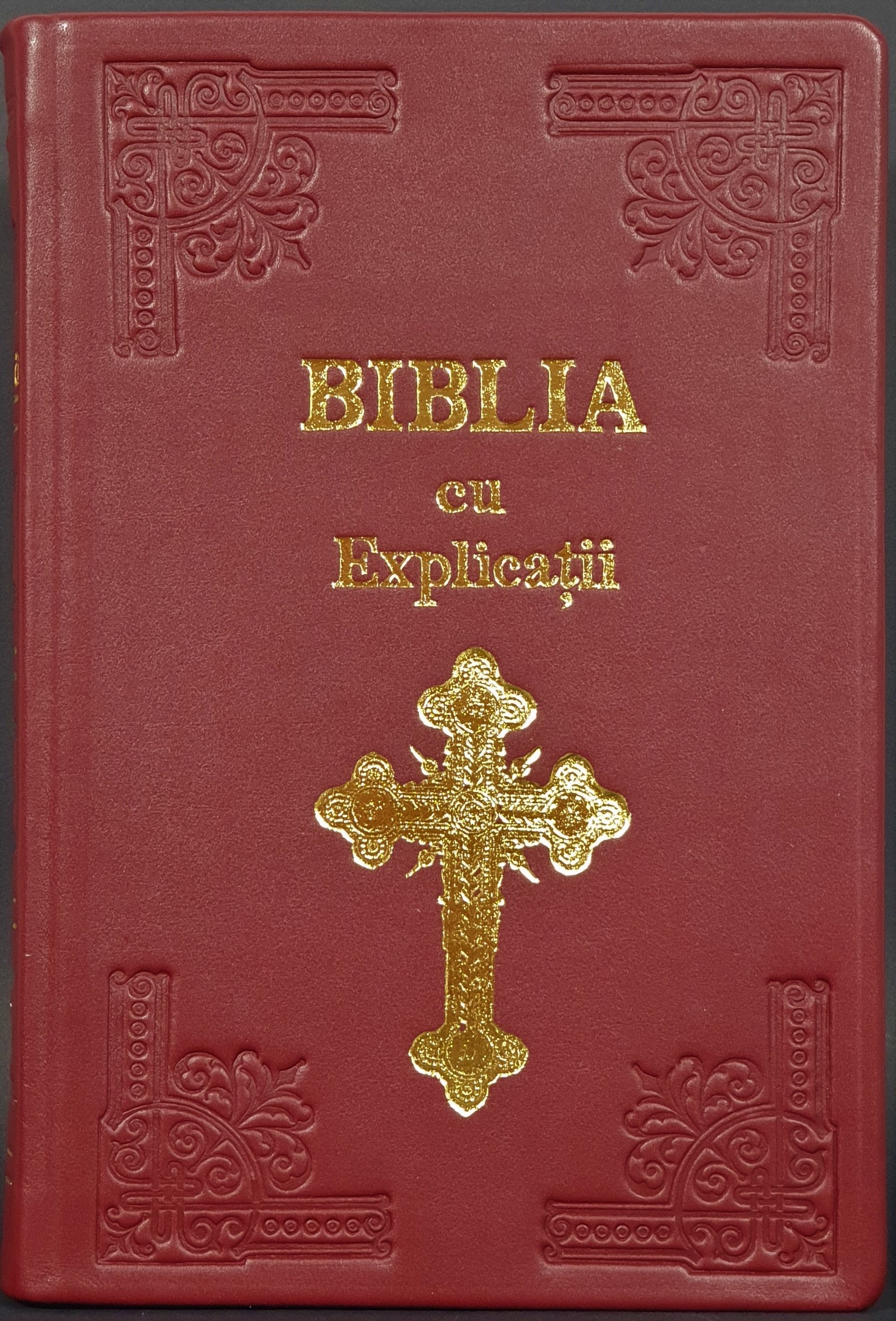 Biblia Handmade, mare, cu concordanta si explicatii, piele, culoare visiniu, cu index, aurita, simbol cruce, cuv. lui Isus cu rosu [CO 77 HMI]