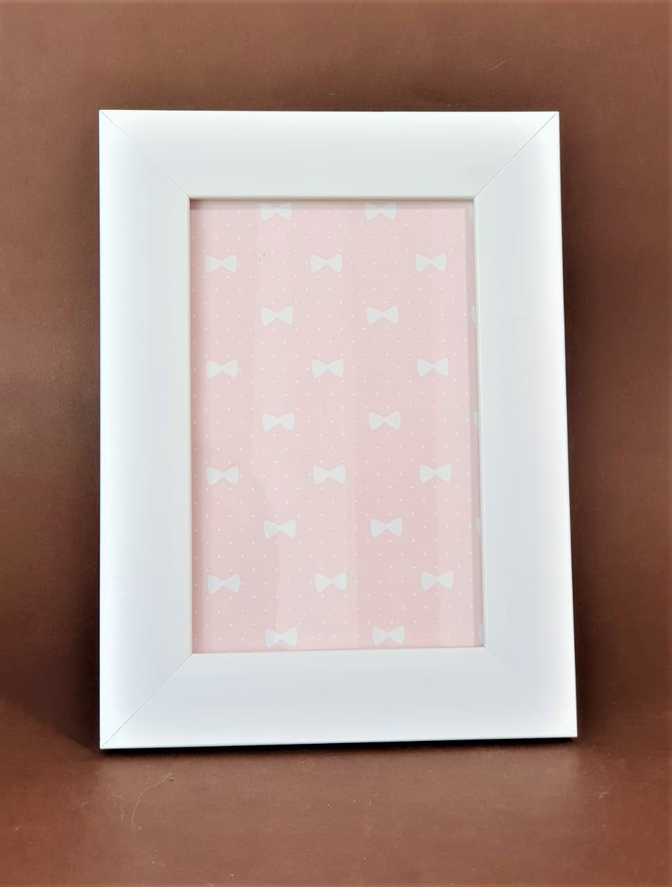 Rama foto din lemn, alb - 1 poza de 10x15cm Rama foto din lemn, alb - 1 poza de 10x15cm