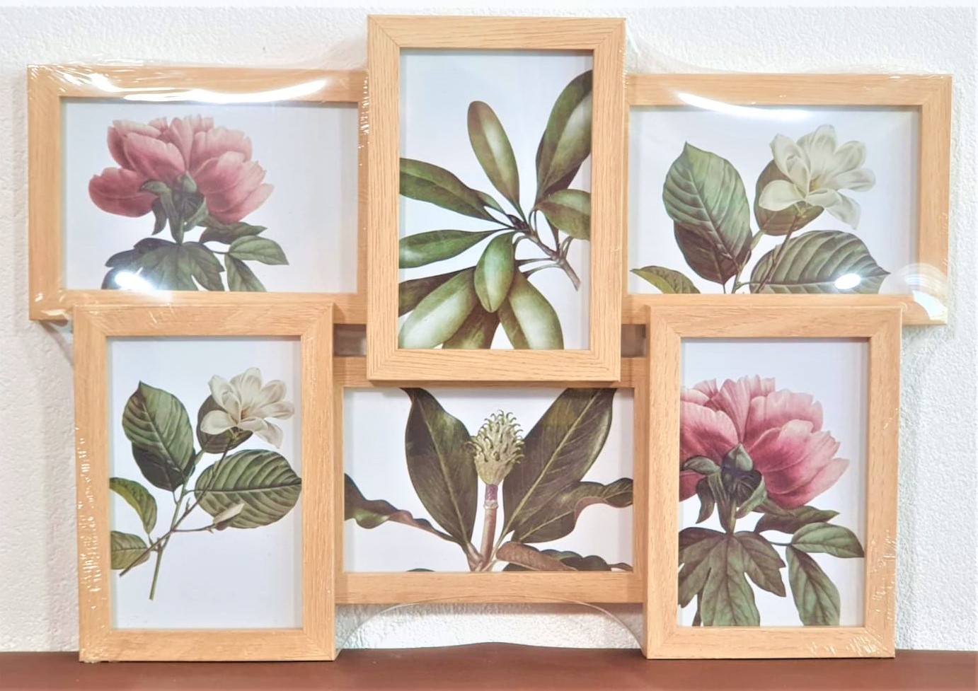 Rama foto lemn, bej - 6 poze (44x30cm) Rama foto lemn, bej - 6 poze (44x30cm)