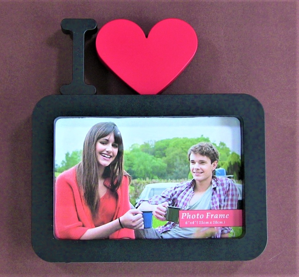 Rama foto neagra, Inima - 1 poza de 15x10cm Rama foto neagra, Inima - 1 poza de 15x10cm