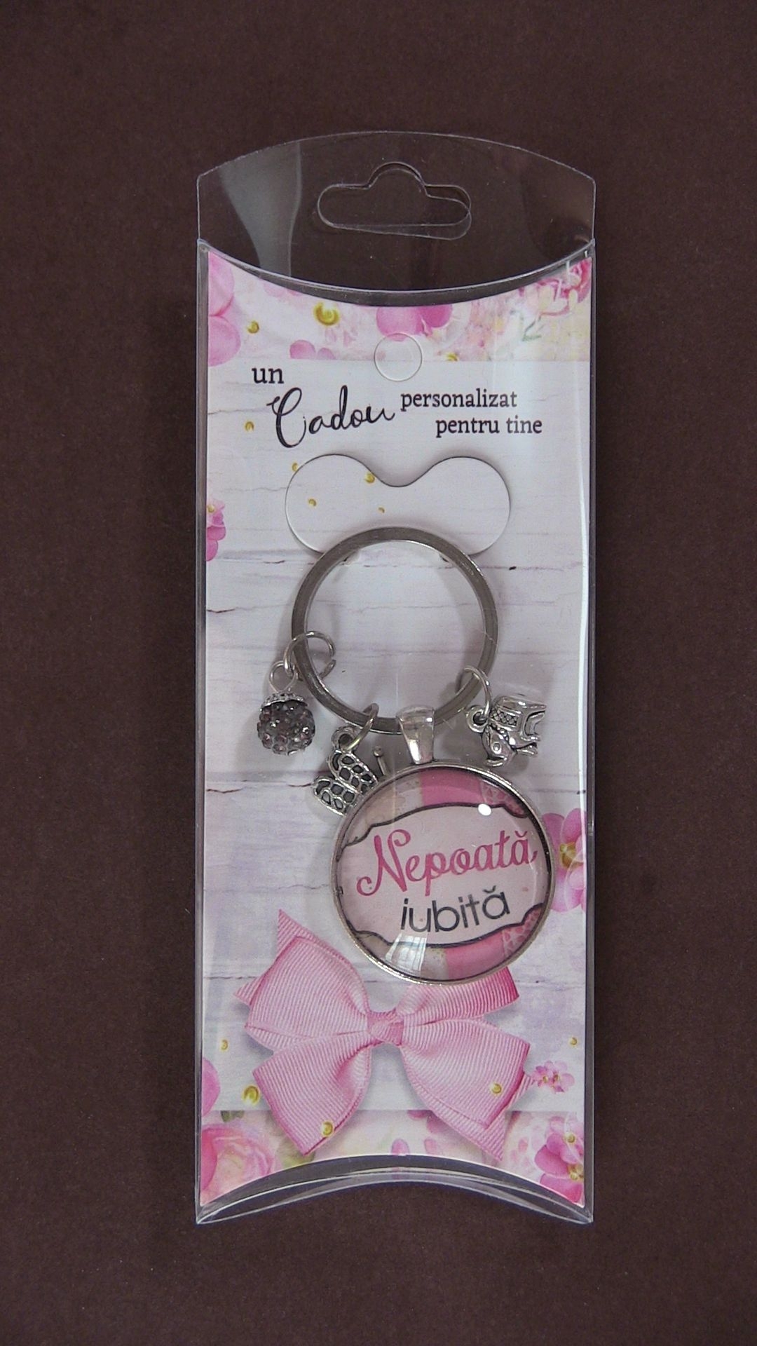 Breloc rotund - Nepoata iubita Breloc rotund - Nepoata iubita